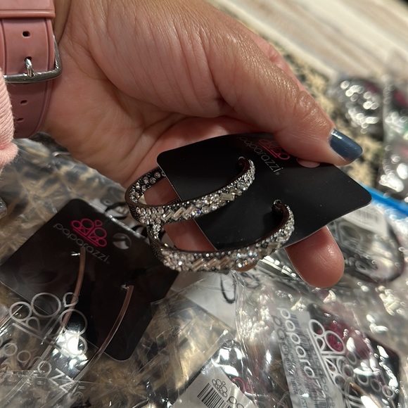 Lot of 9 Paparazzi Hoop Earring sets - Picture 3 of 10